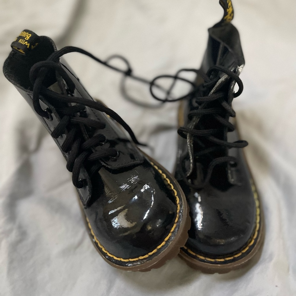 Kids doc boots